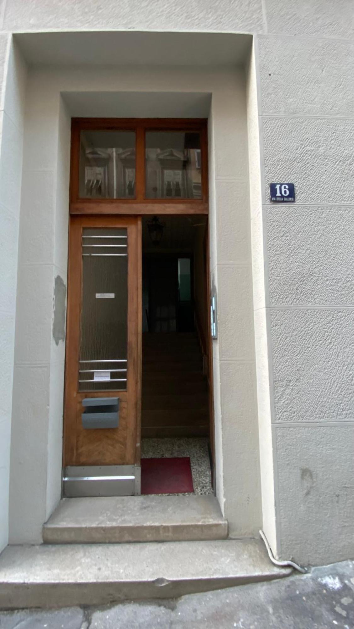 Dormire In Centro Trieste Studio Galleria 16 المظهر الخارجي الصورة