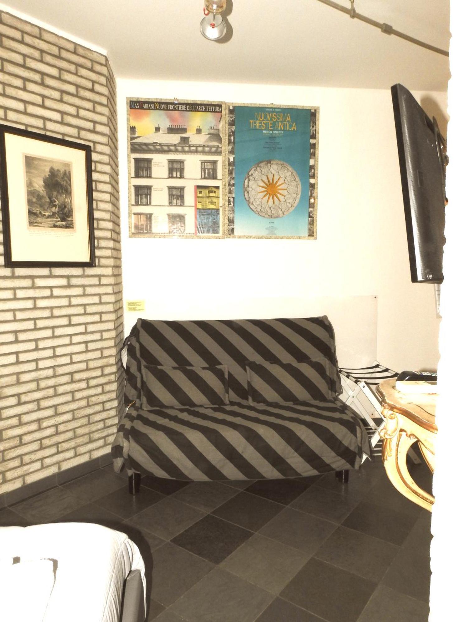 Dormire In Centro Trieste Studio Galleria 16 المظهر الخارجي الصورة